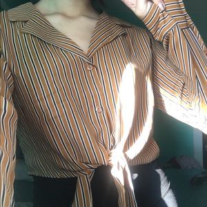 Button Up Front Tie Crop Top